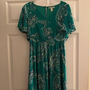 Dana Buchman green paisley dress